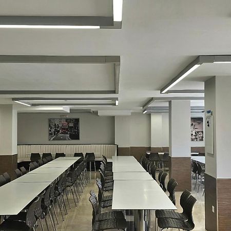 Hostel Residencia Alfil Málaga Extérieur photo