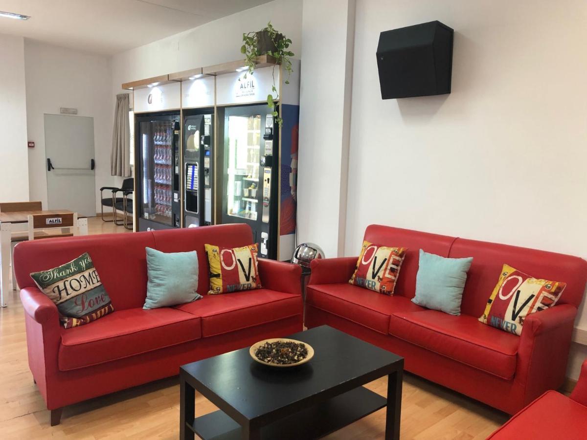Hostel Residencia Alfil Málaga Extérieur photo
