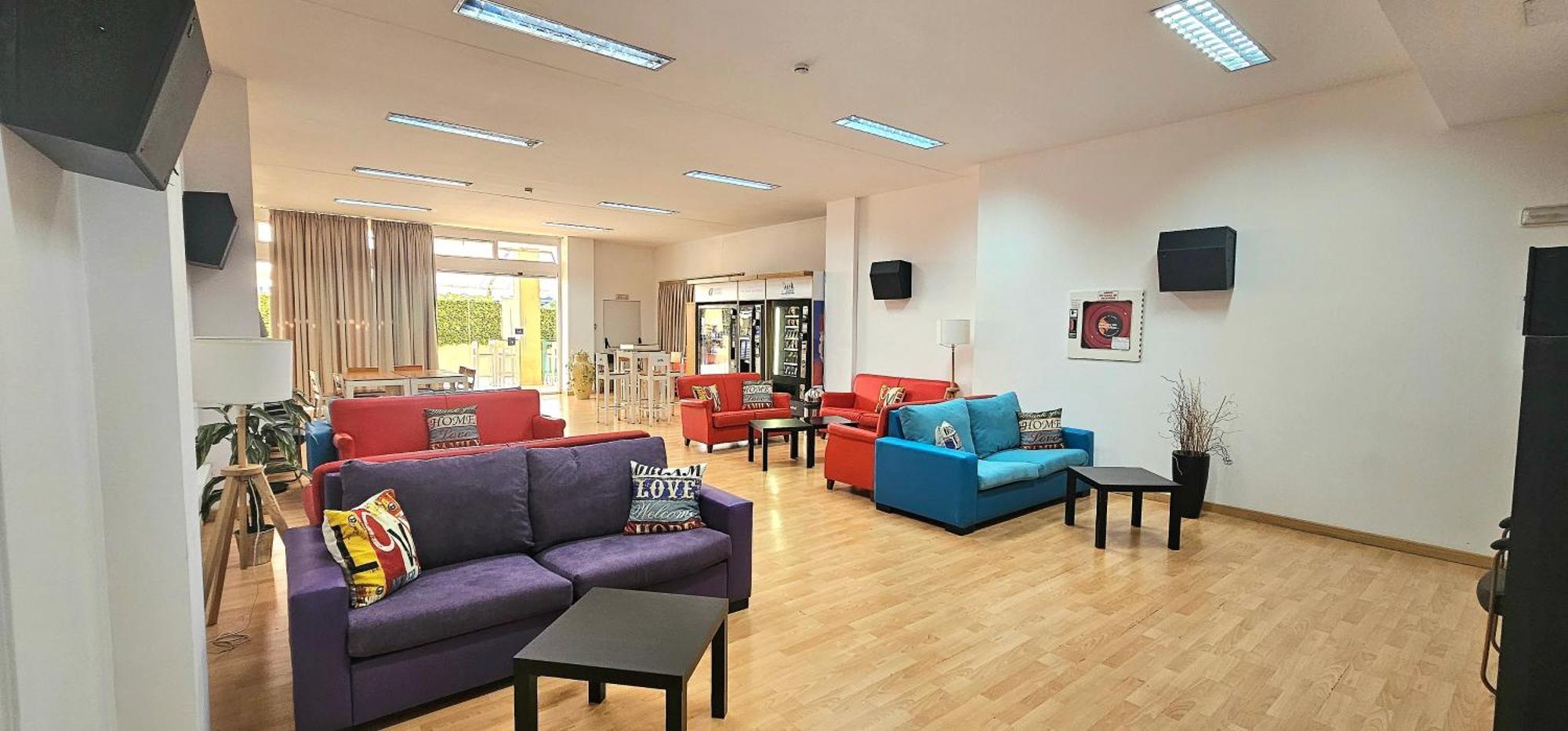 Hostel Residencia Alfil Málaga Extérieur photo