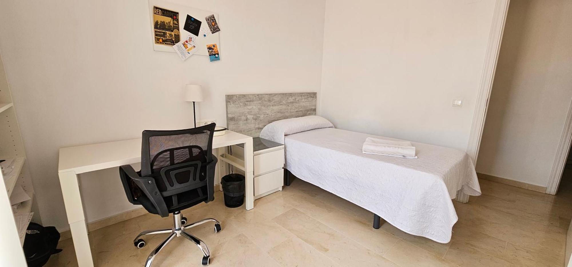 Hostel Residencia Alfil Málaga Extérieur photo